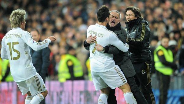 半场3-0萨格勒布迪纳摩，贝蒂斯队史第二次欧战上半时打进3球（贝蒂斯半场3-0领先萨格勒布迪纳摩，队史第二次欧战上半场打入三球）