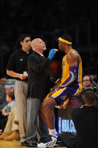 马卡：许多球探想在青年欧冠上考察霍安，但他却没参加比赛（马卡：多名球探欲在青年欧冠考察霍安，结果他未出场）