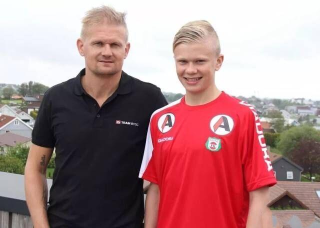 埃奇库姆实力初现端倪：季前赛表现引人注目（埃奇库姆季前赛抢眼：硬实力尽显）