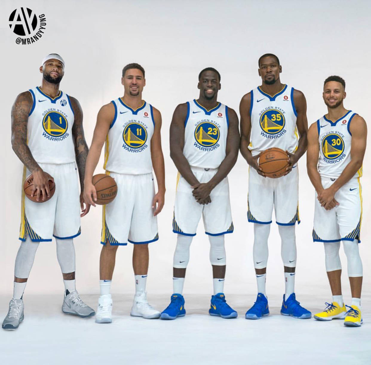 好消息！费尔明德容双双回归 巴萨中场迎来重磅补强（费尔明、德容齐复出，巴萨中场实力大增）