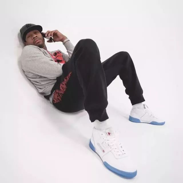 梅开二度助那不勒斯战胜尤文，霍伊伦当选全场最佳球员（双响引领那不勒斯力克尤文，霍伊伦荣膺全场MVP）