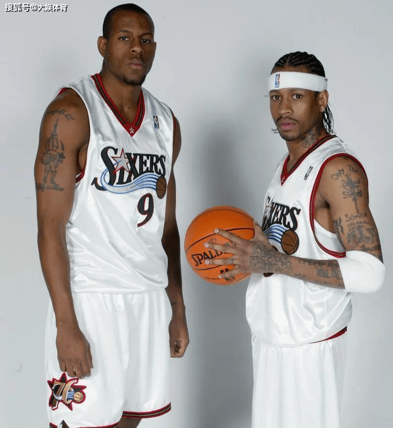 官方：拜仁与孔帕尼麾下的教练团队续约至2029年（拜仁官宣：与孔帕尼教练组续约至2029年）