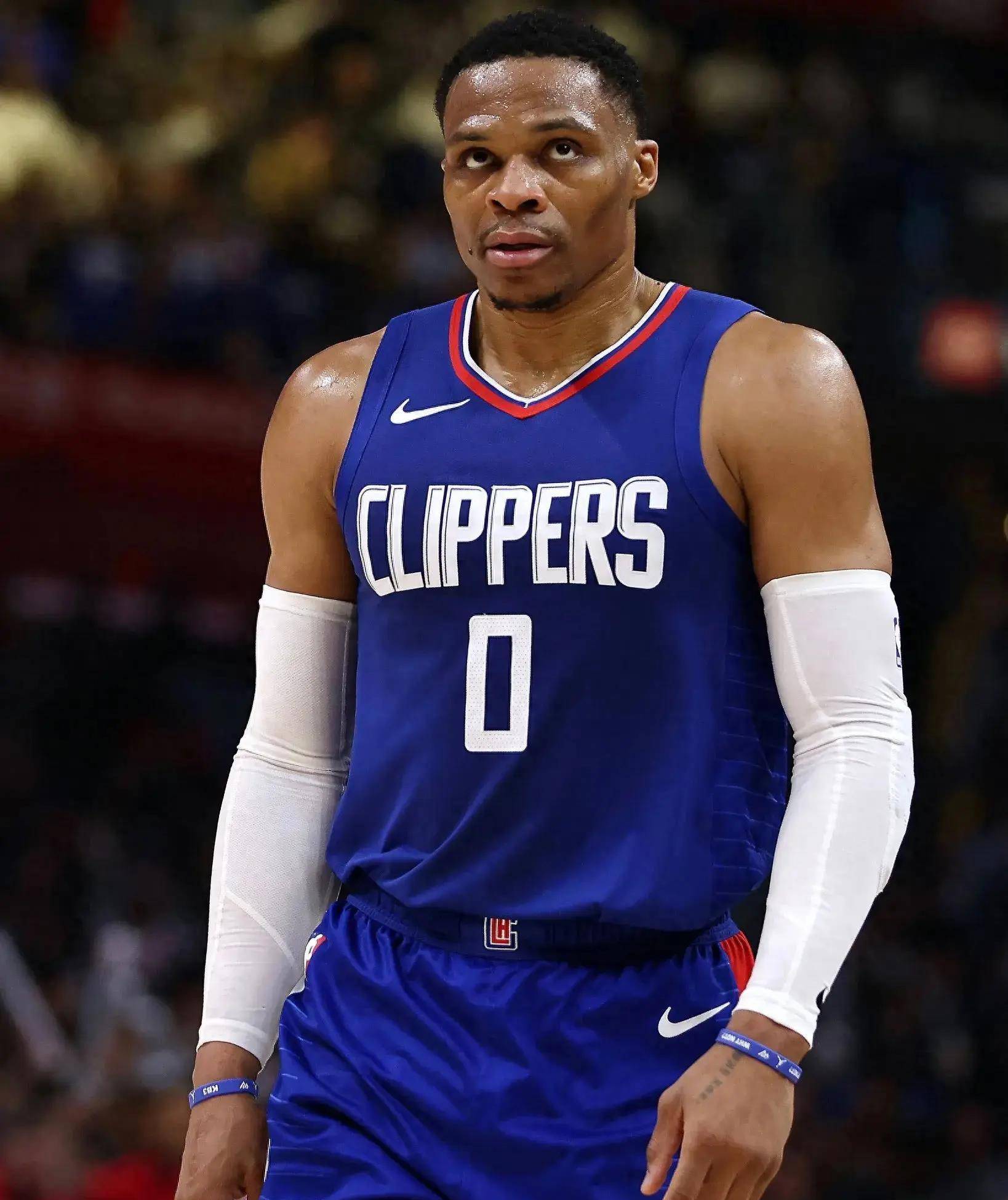 马雷斯卡：我们对规模更大的球队时表现更好，球队要有稳定性（马雷斯卡：对阵强队表现更佳，球队需保持稳定）