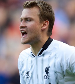 沙特基金和国际足联携手，为发展中国家体育基建提供财政支持（沙特基金与国际足联合作，资助发展中国家体育基础设施建设）