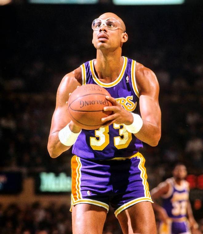 英超战报：蒂亚戈双响，瓦塔拉锁定胜局，布伦特福德3-1伯恩利（英超速递：蒂亚戈梅开二度，瓦塔拉一锤定音，布伦特福德3-1伯恩利）