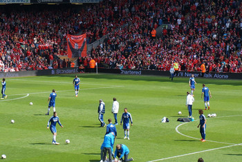 公牛vs勇士前瞻：公牛6连败状态低迷，勇士背靠背冲两连胜（公牛对阵勇士前瞻：公牛陷六连败低迷，勇士背靠背力争两连胜）