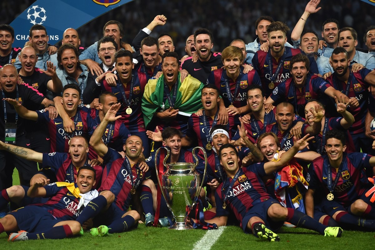 日职联战报：鹿岛鹿角主场2-1横滨水手，时隔9年再次夺冠（日职联快讯：鹿岛鹿角主场2比1力克横滨水手，九年后再度封王）