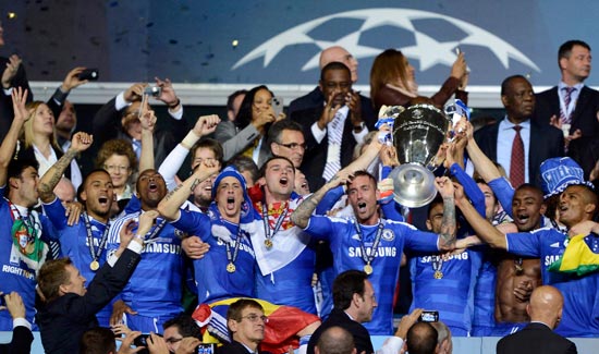 大邱主帅发布会数度落泪：我们不肯罢休，但又该怎么办呢？（大邱主帅发布会多次落泪：我们不愿认输，可接下来该怎么办？）