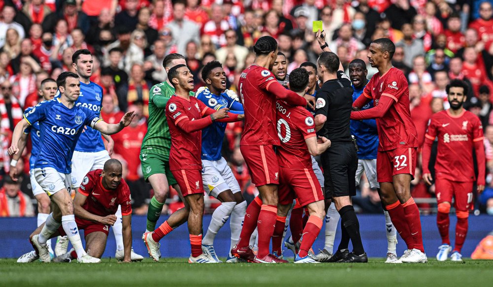 尤文vs都灵：伊尔迪兹领衔，DV9、库普、鲁加尼出战（尤文对阵都灵：伊尔迪兹率队，DV9、库普、鲁加尼出战）