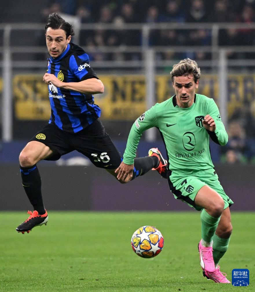 拉门斯：最引以为豪的是我左右脚很均衡，对手很难高位压迫我（拉门斯：双足均衡是我最大优势，对手难以高位逼抢）