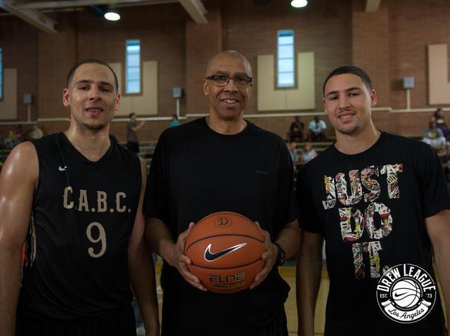 萨56：踢小球队是我们的短板，要以正确的心态全力以赴（萨56：打弱队是我们的不足，必须端正心态全力以赴）