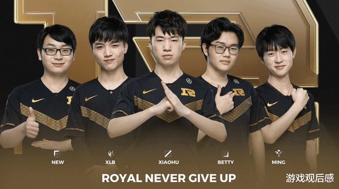 参与其中并 参与其中并